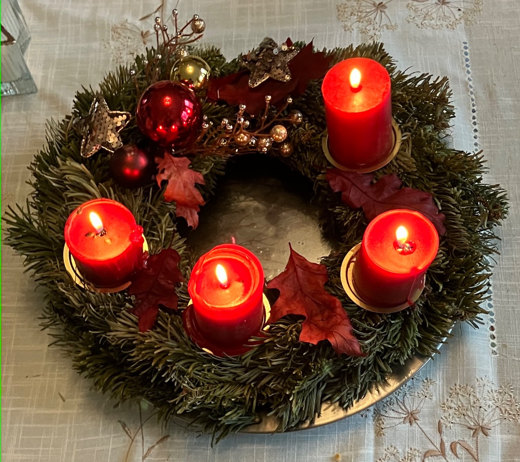 4. Advent